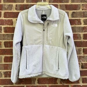 Women’s North Face Gray Fleece Jacket